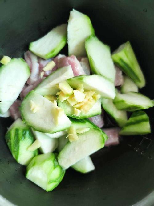 吃瓜真名,揭秘“吃瓜群众”背后的真实身份与网络现象