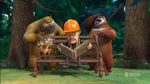 熊出没吃瓜照片,萌态十足引网友热议