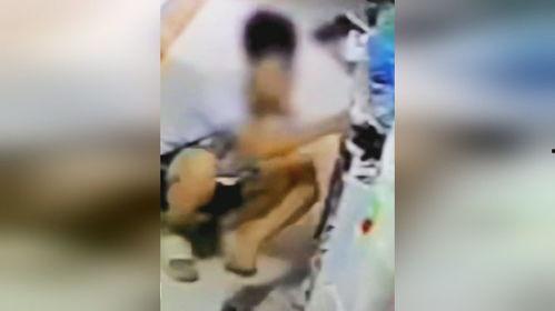 偷鞋吃瓜,揭秘校园里的另类“美食”事件